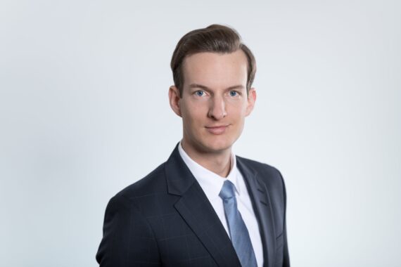 Lukas Windischbauer LL.M. BSc (WU)